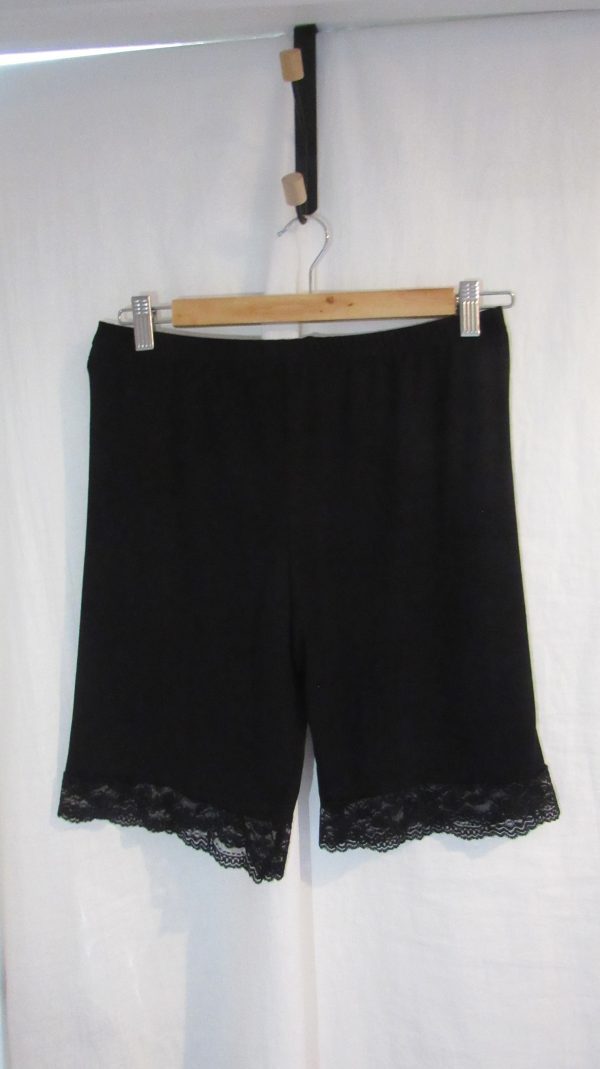 New Ladies Black Chub Rub Lacy Bottom Shorts Size XXL Fits sizes 20 22 24