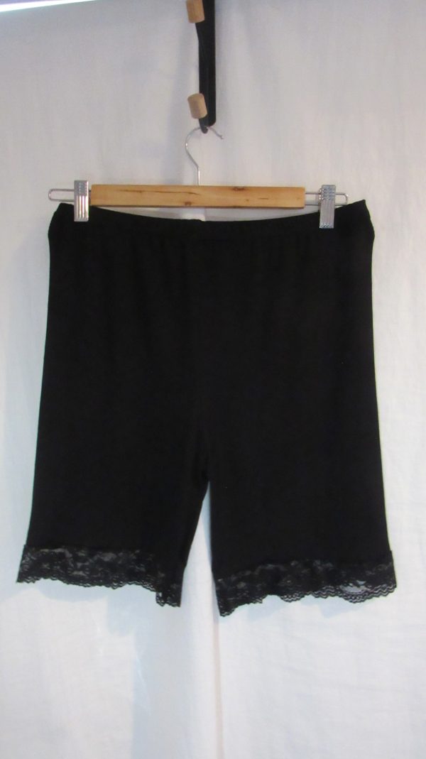 New Ladies Black Chub Rub Lacy Bottom Shorts Size XXL Fits sizes 20 22 24 - Image 4