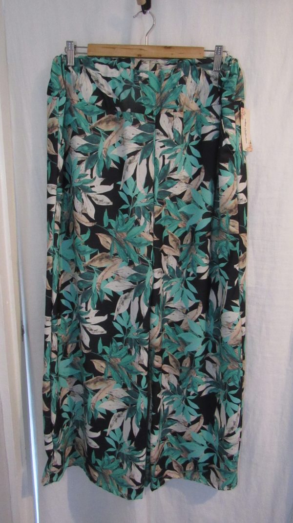 New Ladies Green with Black Floral Palazzo Trousers One Size fits sizes 20 22
