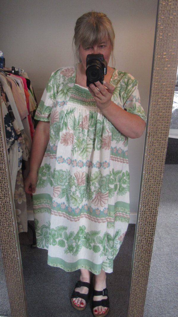 SALE SALE SALE New Ladies Green Floral Square Neckline Dress One Size fits sizes 18 20 22 24 NON RETURNABLE - Image 6