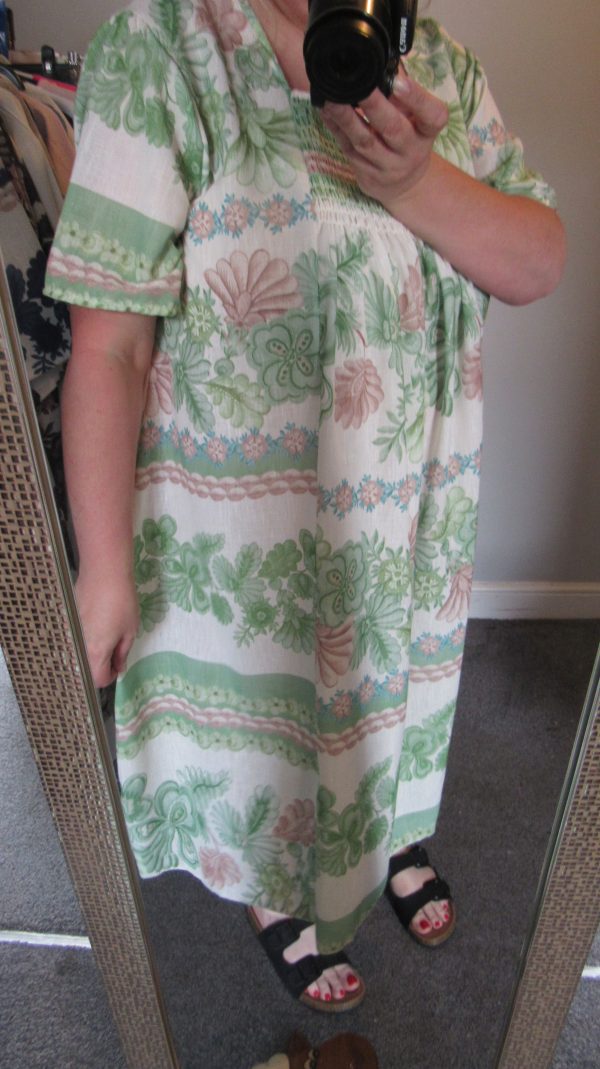 SALE SALE SALE New Ladies Green Floral Square Neckline Dress One Size fits sizes 18 20 22 24 NON RETURNABLE - Image 8