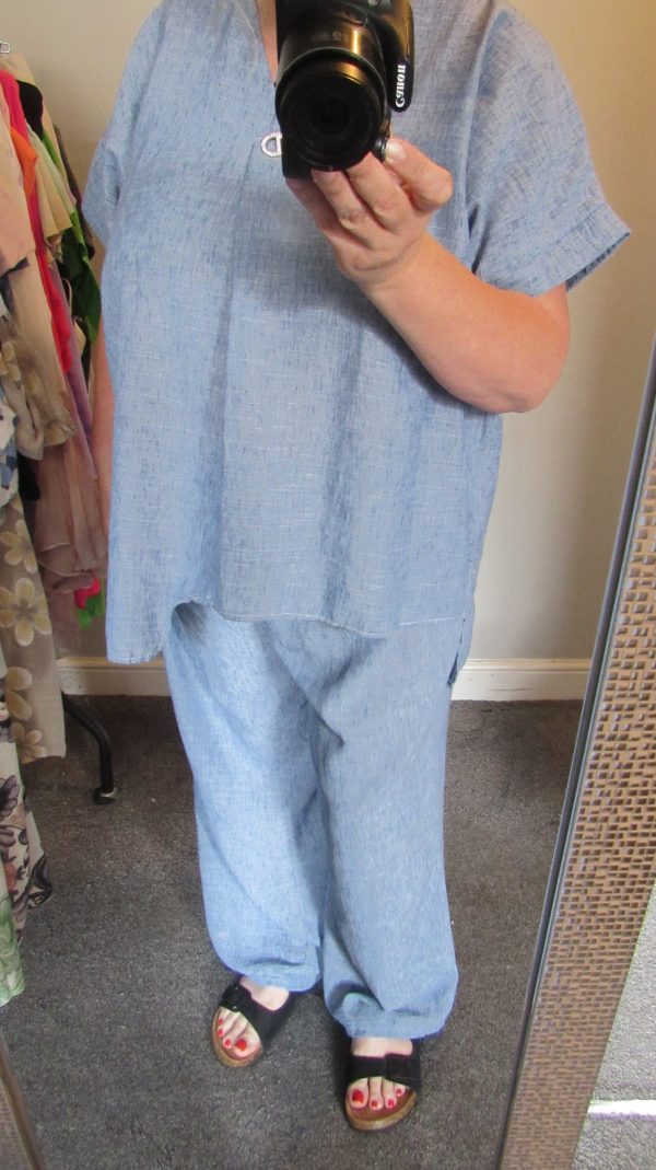 New Ladies Denim Blue Plus Size 2 Piece Set One Size fits sizes 18 20 22 - Image 8