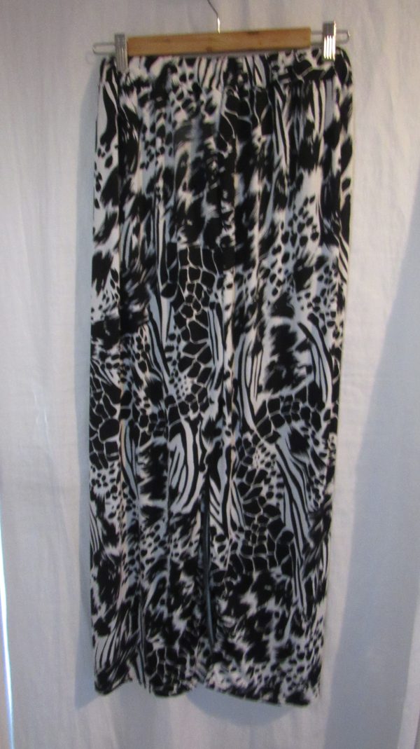 New Ladies Black Floral Print Silky Palazzo Wide Leg Trousers One size fits sizes 18 20 22 NON RETURNABLE - Image 6
