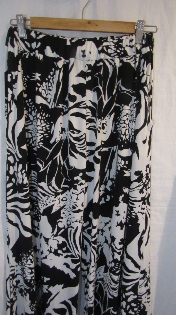 New Ladies Black with White Silky Palazzo Wide Leg Trousers One size fits sizes 18 20 22 - Image 3