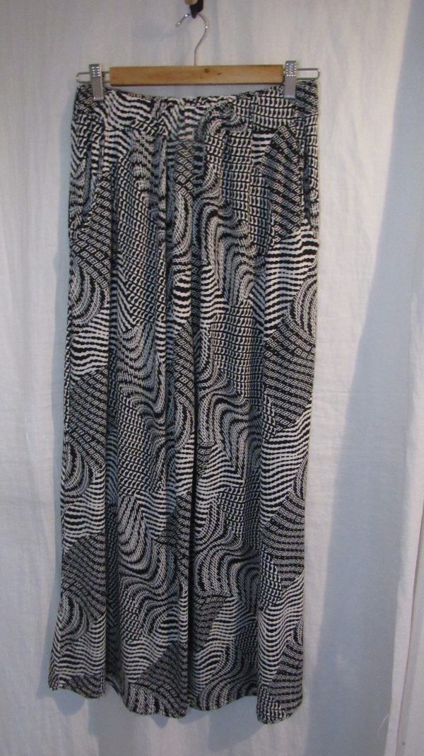 New Ladies Stripe Print Silky Palazzo Wide Leg Trousers One size fits sizes 18 20 22