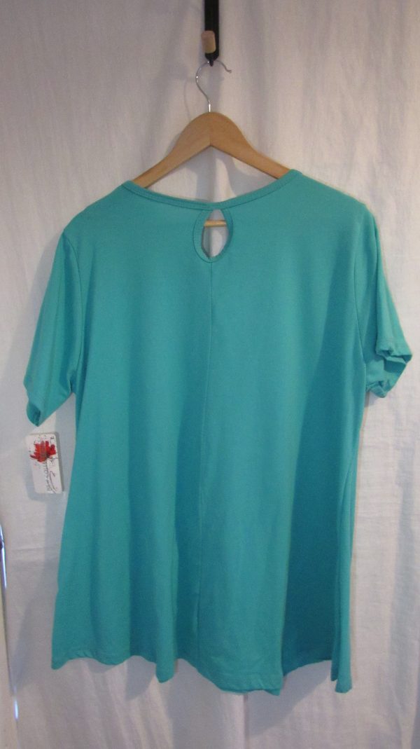 New Turquoise Detail T-shirt One Size fits sizes 16 18 20 22 - Image 4