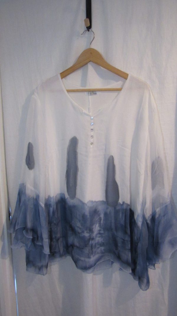 New Ladies Blue and White Silky Floaty Top One Size fits sizes 18 20 22 - Image 4