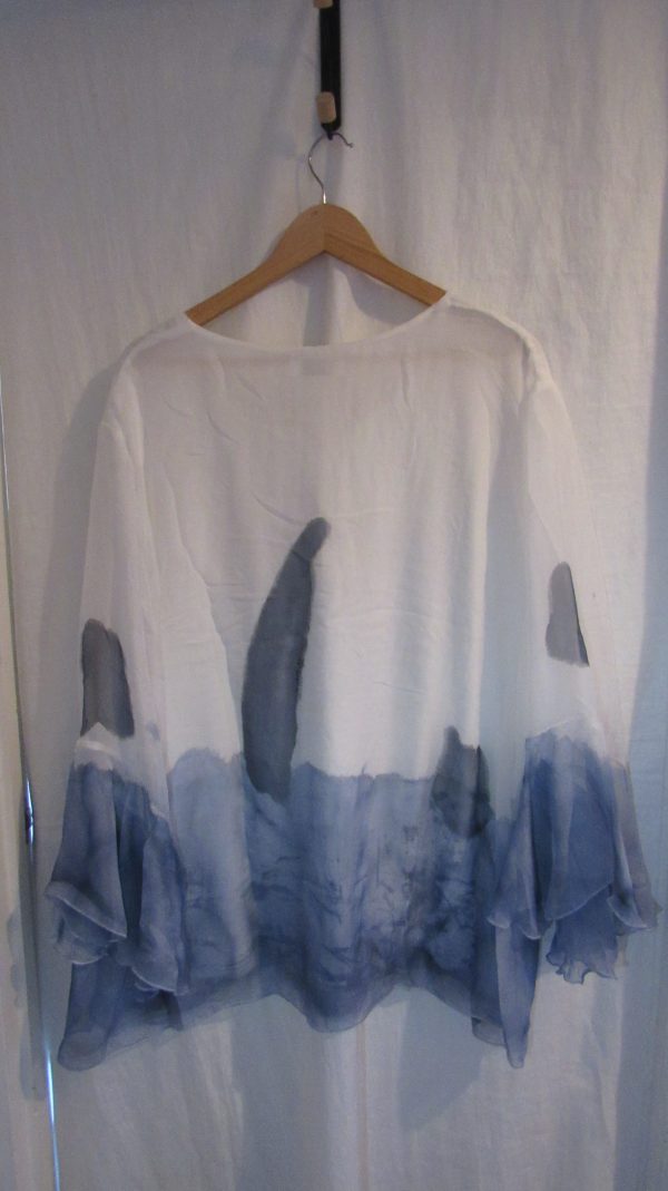 New Ladies Blue and White Silky Floaty Top One Size fits sizes 18 20 22 - Image 5