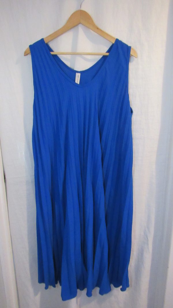 New Ladies Royal Blue Pleated Sleeveless Swing Dress One Size fits sizes 18 20 22 24 - Image 2