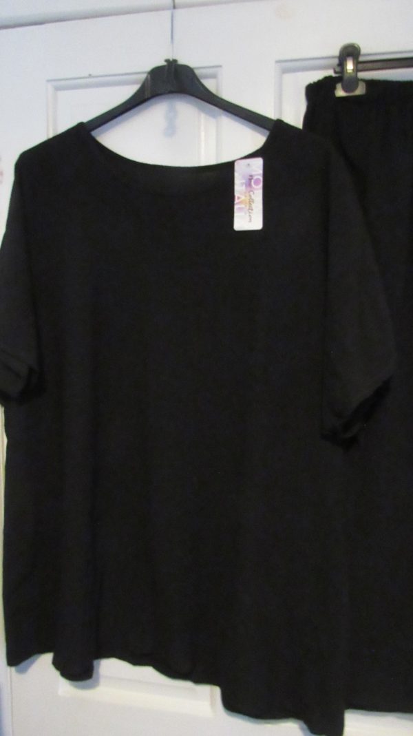 New Ladies Black 2 Piece Set One Size fits sizes 18 20 22 - Image 2