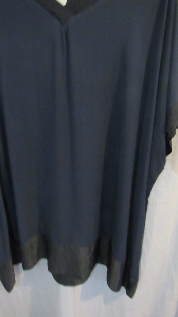 New Navy Blue Ladies Tunic Top One Size fits sizes 18 20 22 - Image 3