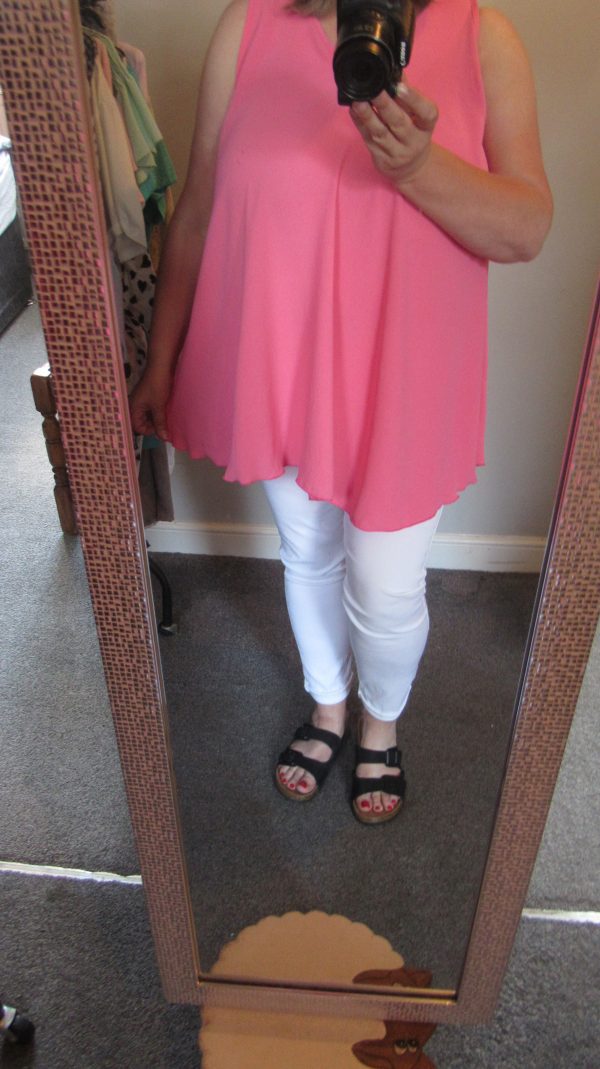 SALE SALE SALE New Ladies Coral Sleeveless Swing Top Plus Size One Size fits 18 20 22 24 NON RETURNABLE - Image 6