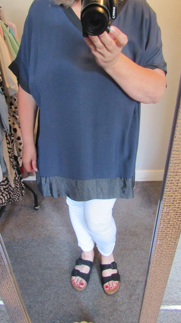 New Navy Blue Ladies Tunic Top One Size fits sizes 18 20 22 - Image 8