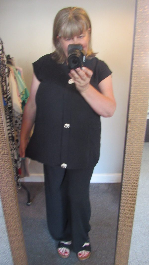 New Ladies Black 2 Piece Set Trousers and Top One Size fits sizes 14 16 18 20 - Image 6