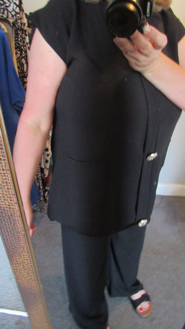 New Ladies Black 2 Piece Set Trousers and Top One Size fits sizes 14 16 18 20 - Image 9