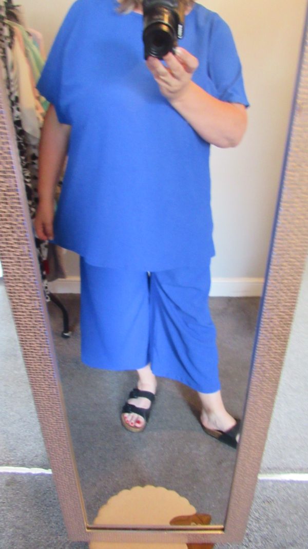 New Ladies Royal Blue 2 Piece Set One Size fits sizes 18 20 22 - Image 7
