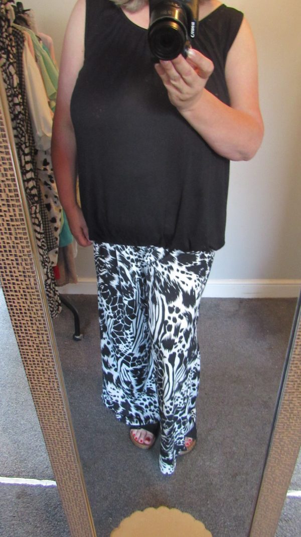 New Ladies Black Floral Print Silky Palazzo Wide Leg Trousers One size fits sizes 18 20 22 NON RETURNABLE - Image 10