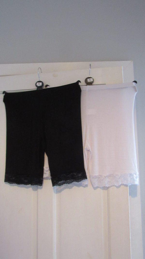 Order for L Dowell 2 x Pairs of White and Black Chub Rub Lacy Bottom Shorts Size L XL Fits sizes 16 18