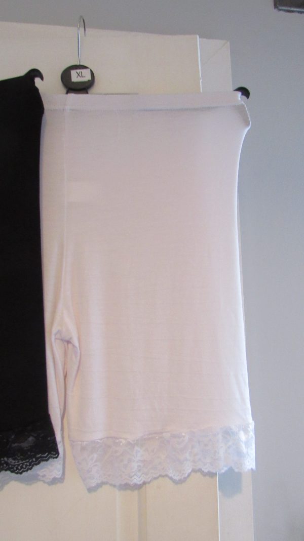 Order for L Dowell 2 x Pairs of White and Black Chub Rub Lacy Bottom Shorts Size L XL Fits sizes 16 18 - Image 3