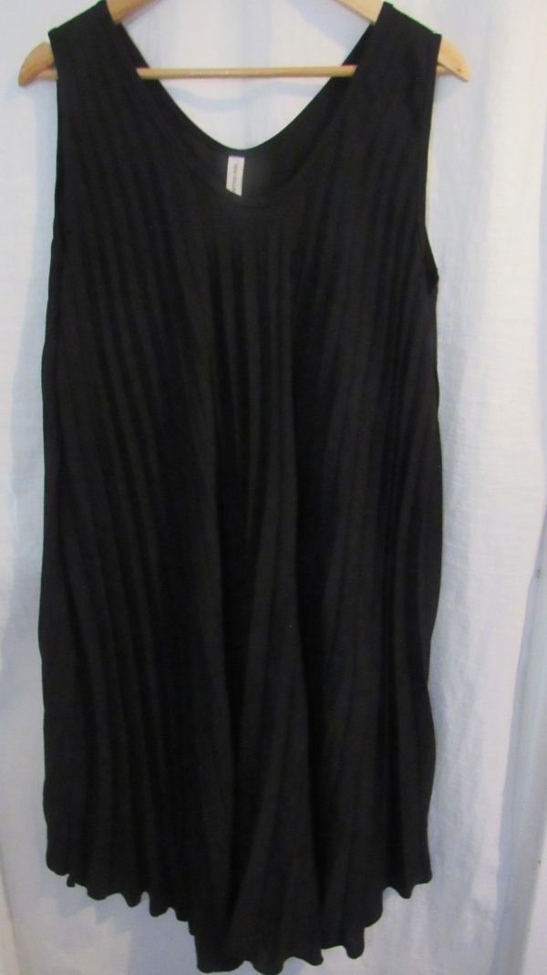 New Ladies Black Pleated Sleeveless Swing Dress One Size fits sizes 18 20 22 24 - Image 4
