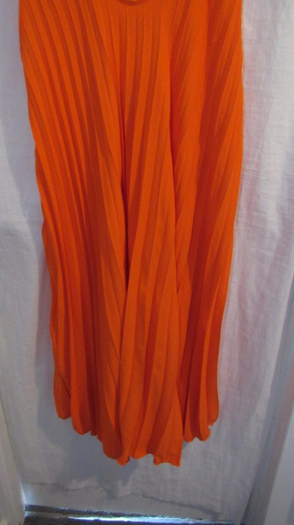 New Ladies Orange Pleated Sleeveless Swing Dress One Size fits sizes 18 20 22 24 - Image 4
