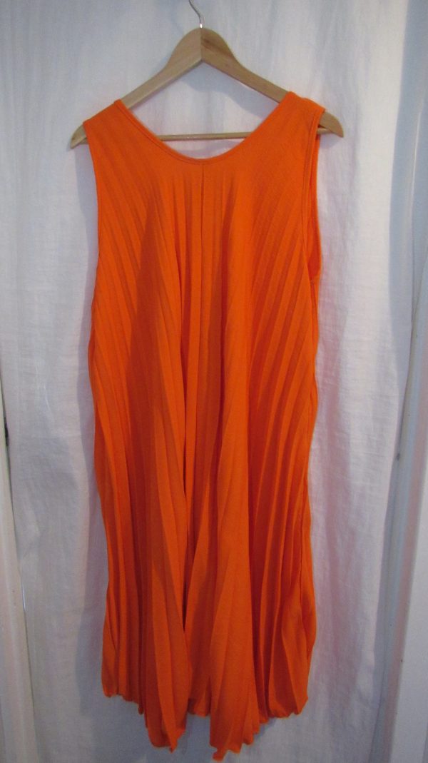 New Ladies Orange Pleated Sleeveless Swing Dress One Size fits sizes 18 20 22 24 - Image 5