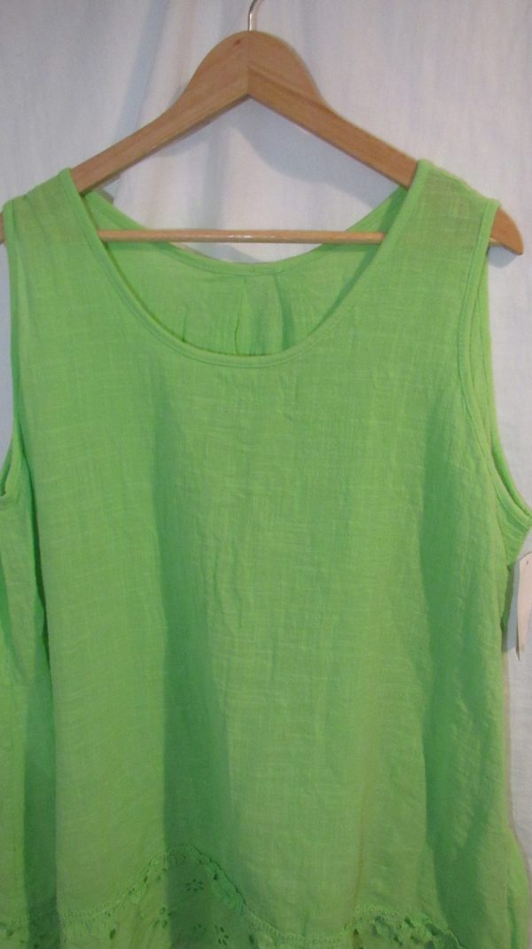 New Ladies Lime Sleeveless Floral Trim Top One size fits sizes 14 16 18 20 - Image 3