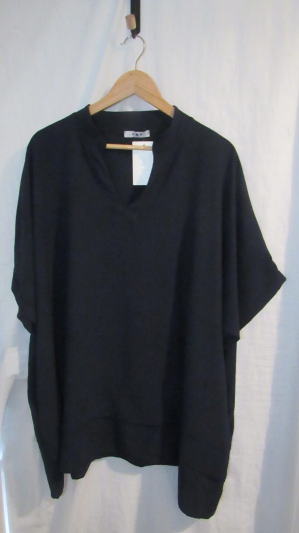 Ladies Women New Navy Blue Plus Tunic Top One Size fits sizes 18 20 22 24