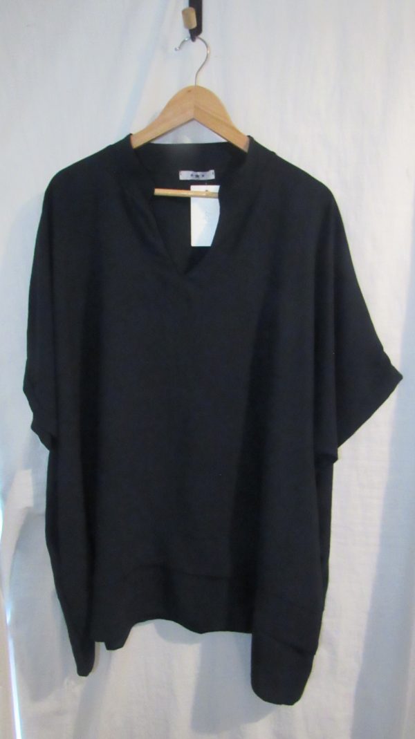 Ladies Women New Navy Blue Plus Tunic Top One Size fits sizes 18 20 22 24 - Image 2
