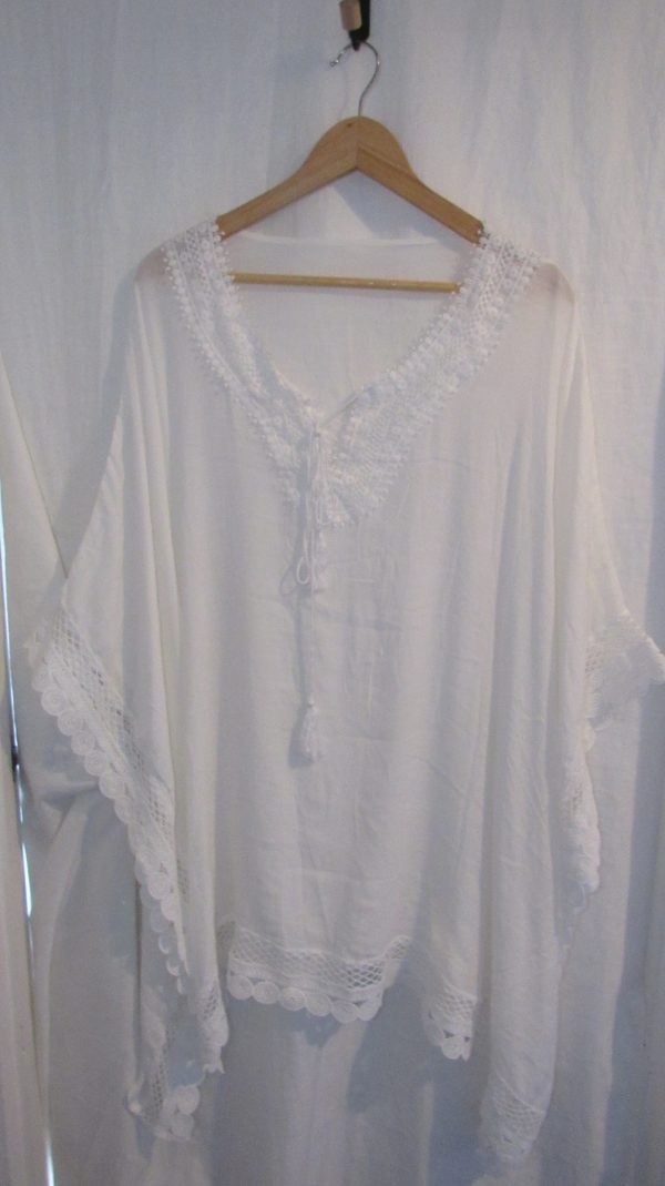 Special Price White Oversized Kaftan Lacy One Size fits sizes 20 22 24 26 NON RETURNABLE - Image 2