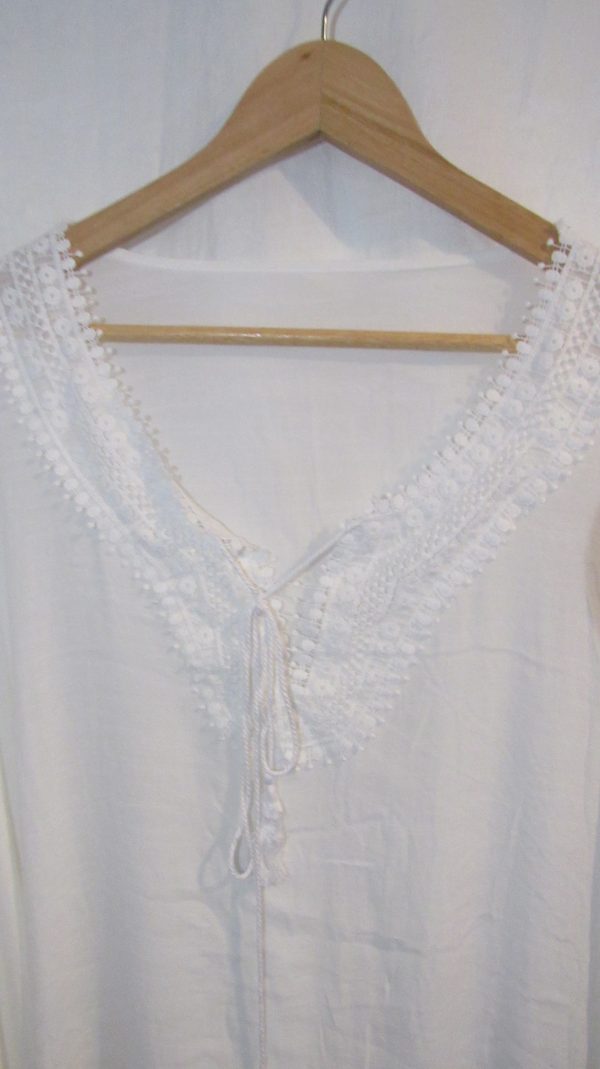 Special Price White Oversized Kaftan Lacy One Size fits sizes 20 22 24 26 NON RETURNABLE - Image 3