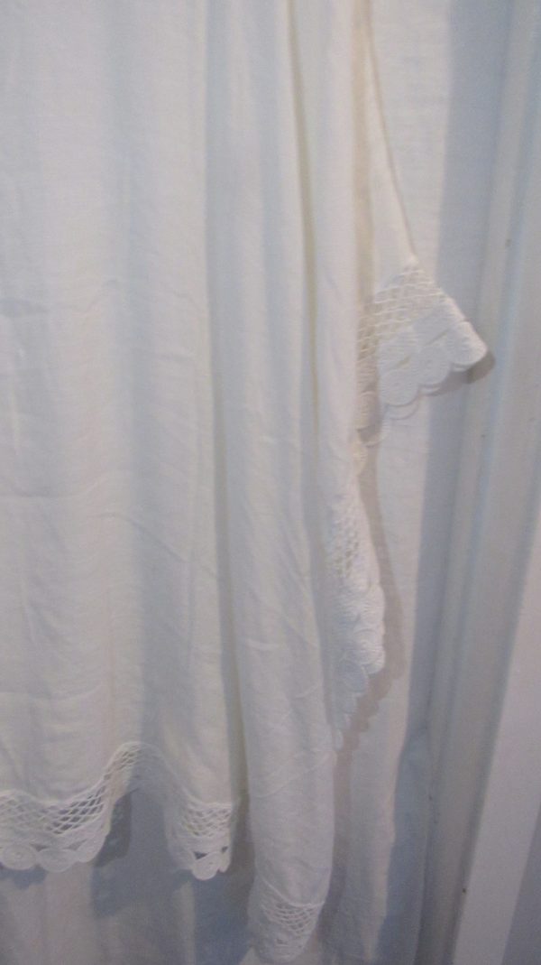 Special Price White Oversized Kaftan Lacy One Size fits sizes 20 22 24 26 NON RETURNABLE - Image 4