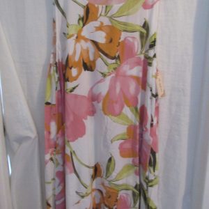 Special Price White Summer Floral Dress One Size fits sizes 14 16 18 20