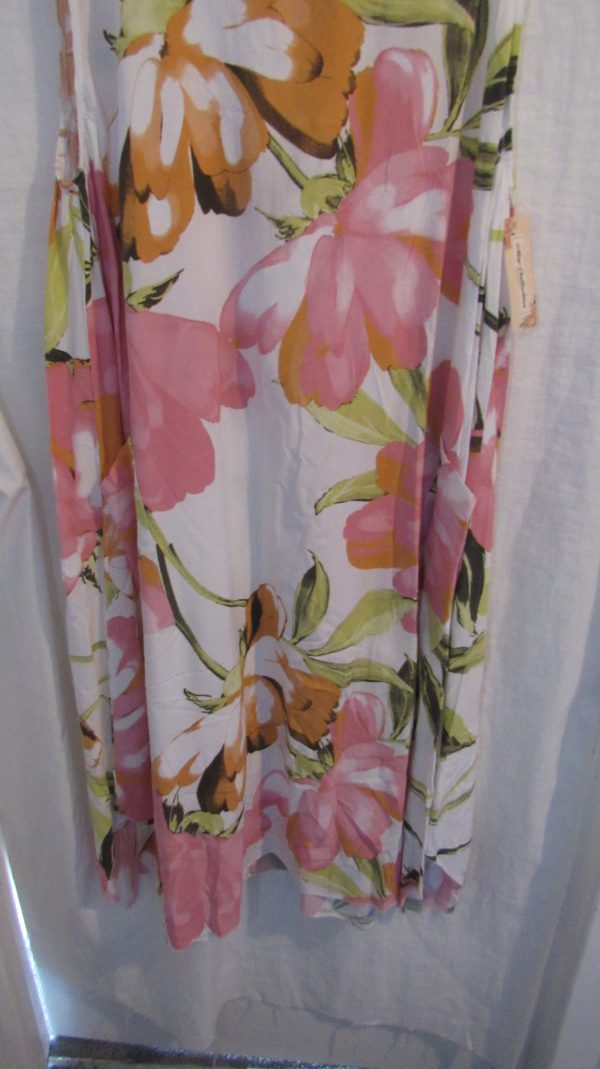 Special Price White Summer Floral Dress One Size fits sizes 14 16 18 20 - Image 4