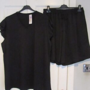 New Ladies Black Ladies Shorts Set One Size fits sizes 18 20 22 NON RETURNABLE