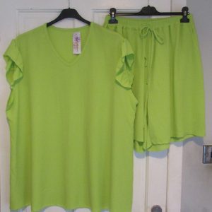 New Ladies Lime Ladies Shorts Set One Size fits sizes 18 20 22