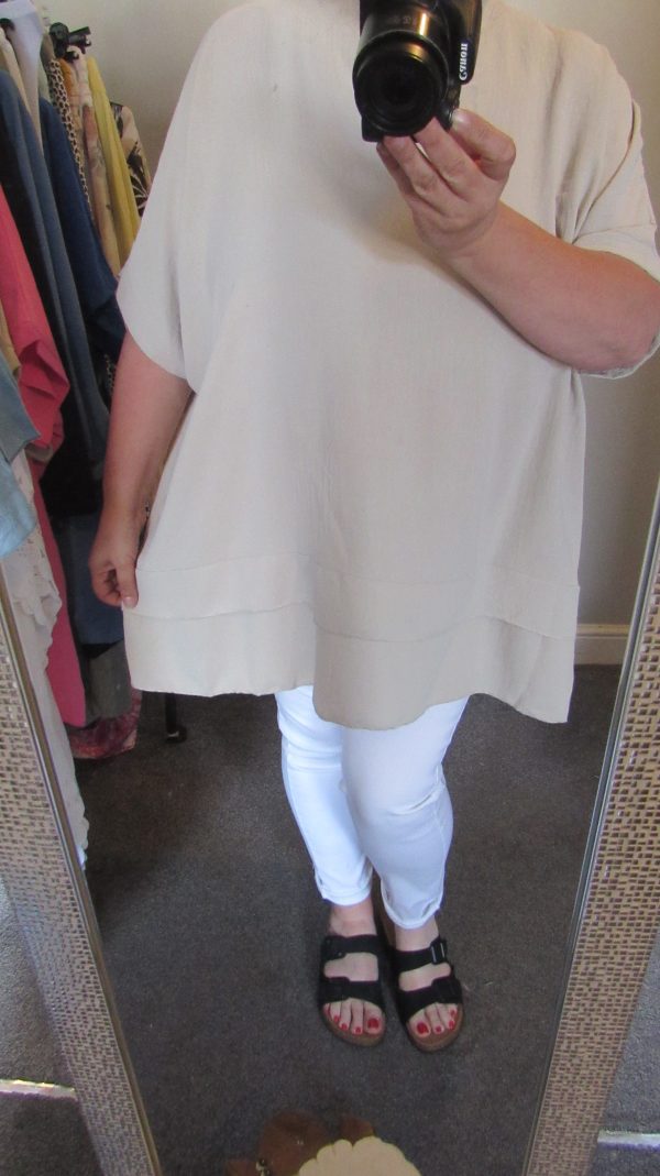 Ladies Women New Beige Plus Tunic Top One Size fits sizes 18 20 22 24 - Image 8