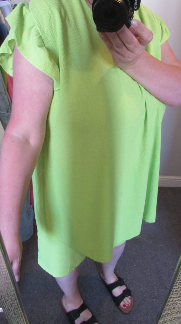 New Ladies Lime Ladies Shorts Set One Size fits sizes 18 20 22 - Image 7
