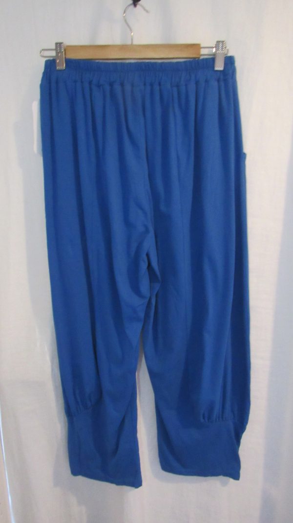 NEW Ladies Womens Brighter Blue Jersey 3/4 Length cuff bottom Trousers One size fits sizes 16 18 20 22 - Image 4