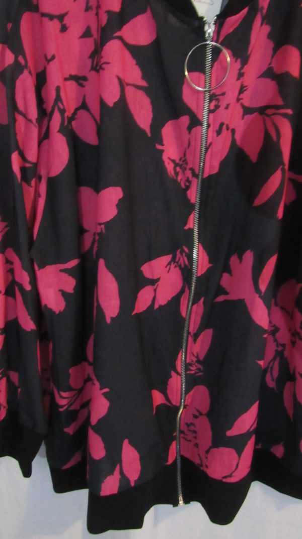 New Ladies White with Pink Floral Bomber Jacket One Size fits sizes 18 20 22 - Image 4