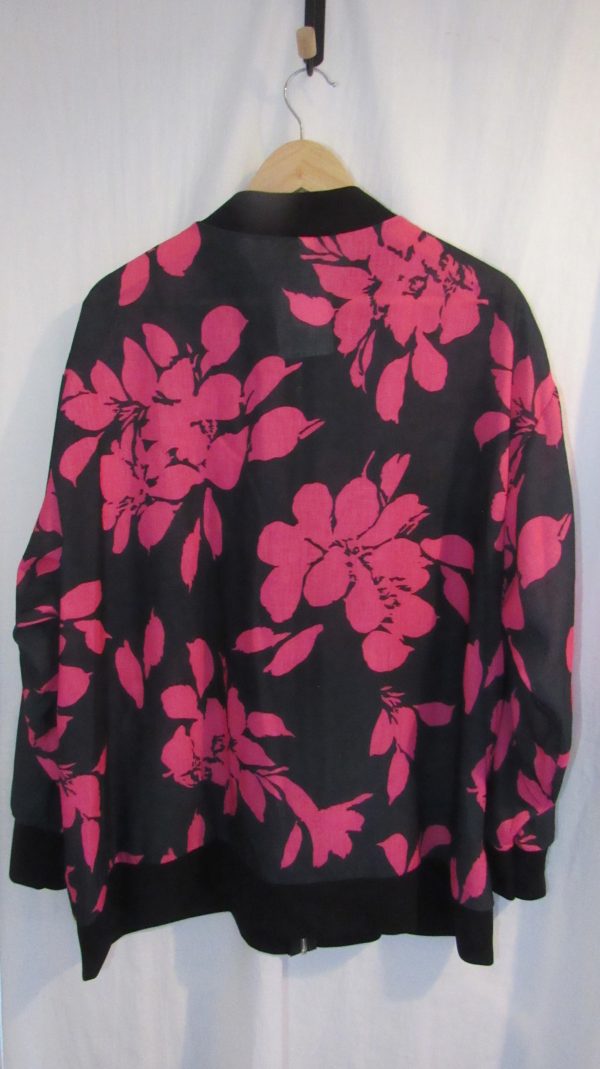 New Ladies White with Pink Floral Bomber Jacket One Size fits sizes 18 20 22 - Image 5