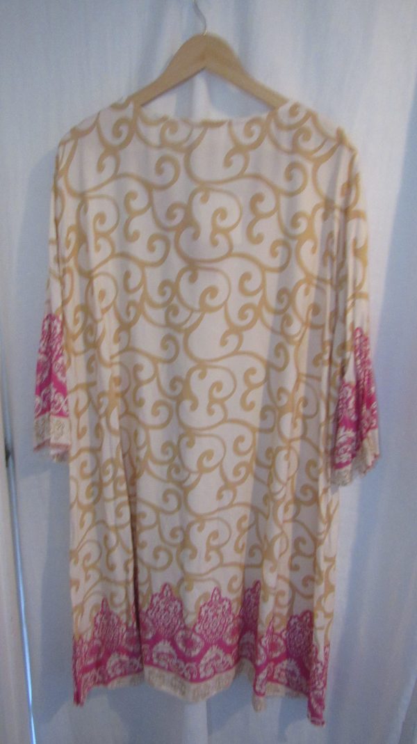 NEW Ladies Beige Pattern V Neck Dress One size fits sizes 16 18 20 22 NON RETURNABLE - Image 9
