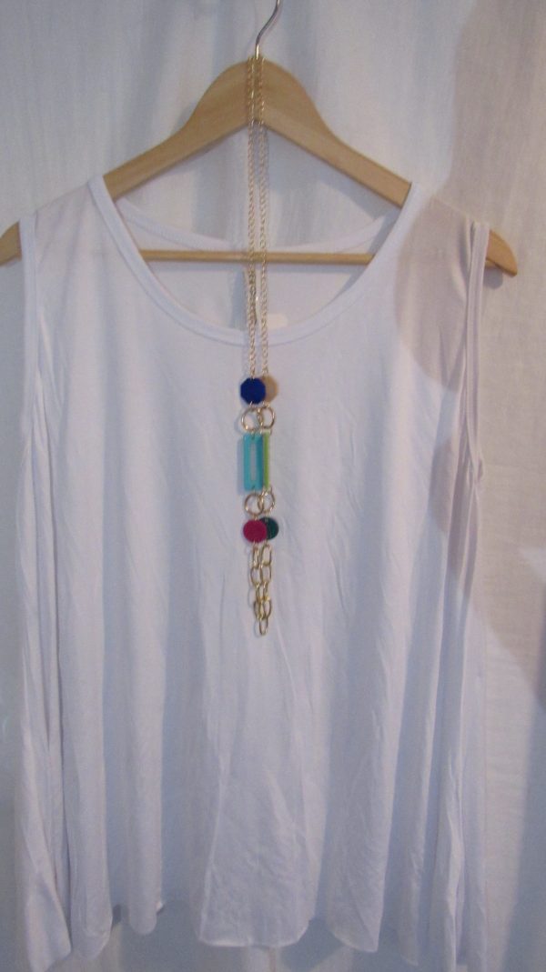 New Sleeveless Womens White Top One Size fits sizes 16 18 20 22 - Image 3