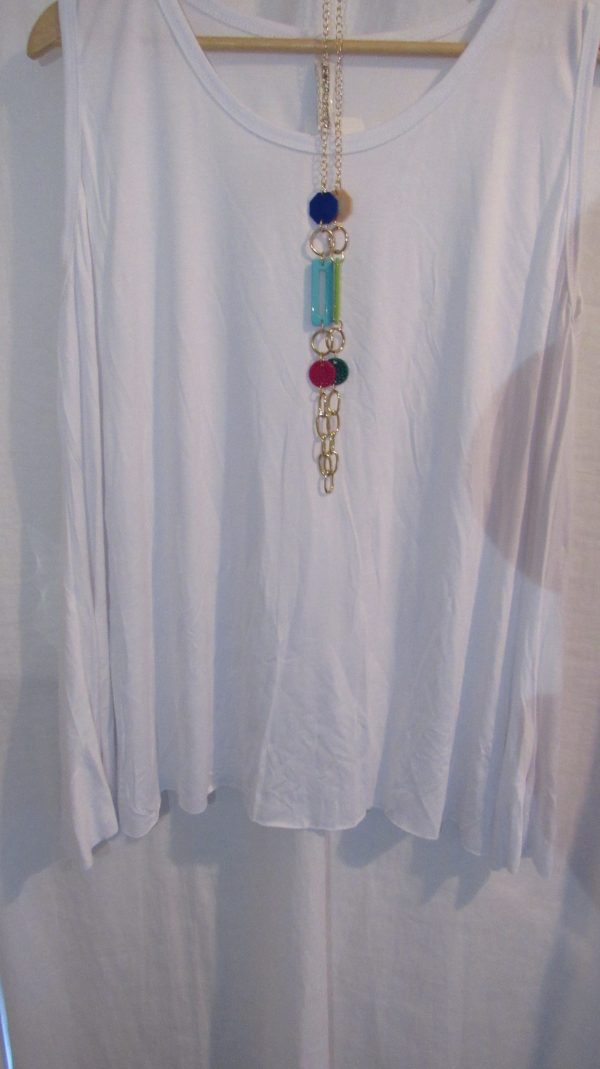New Sleeveless Womens White Top One Size fits sizes 16 18 20 22 - Image 4