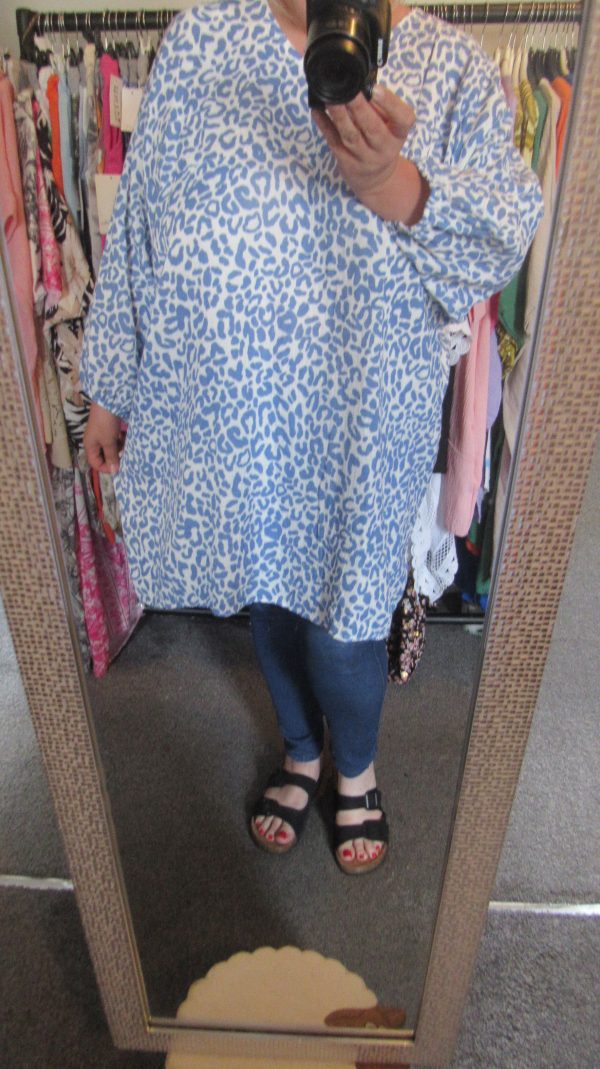 New Ladies Blue Leopard Print Oversized tunic top One Size fits sizes 20 22 24 NON RETURNABLE - Image 2