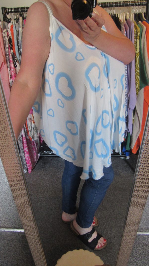 New Ladies Blue Heart Vest Top One Size fits sizes 18 20 22 24 - Image 3