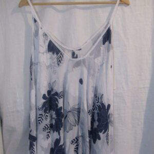 New Ladies White Floral Vest Top One Size fits sizes 16 18 20 22