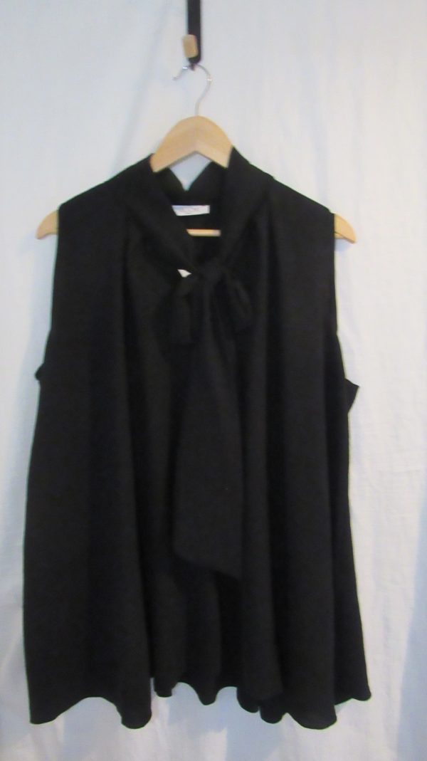 New Black Sleeveless Pussy Bow Swing Top One Size fits sizes 16 18 20 22