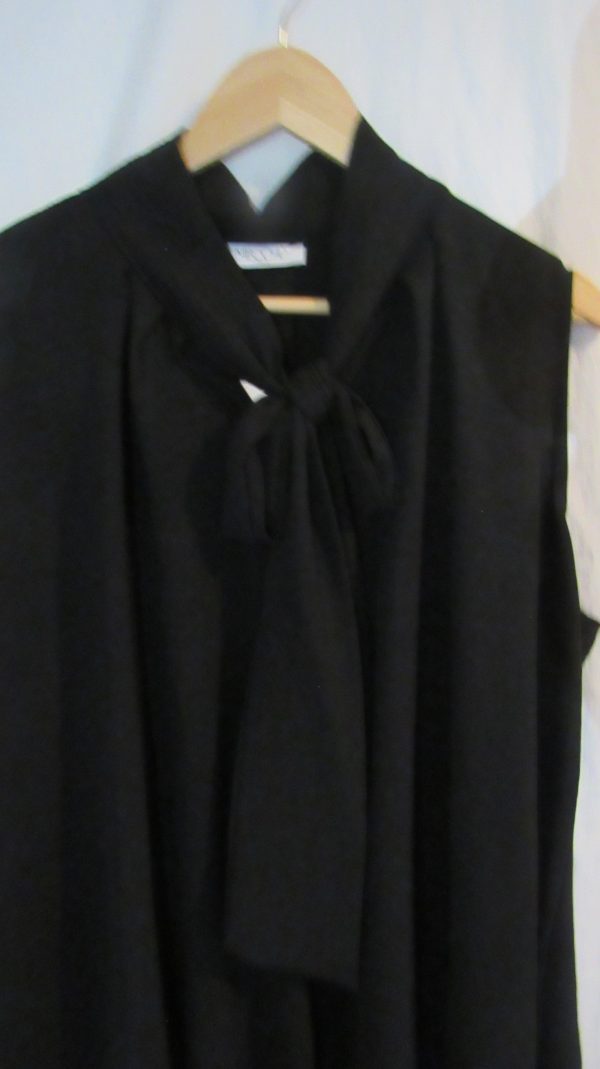 New Black Sleeveless Pussy Bow Swing Top One Size fits sizes 16 18 20 22 - Image 3