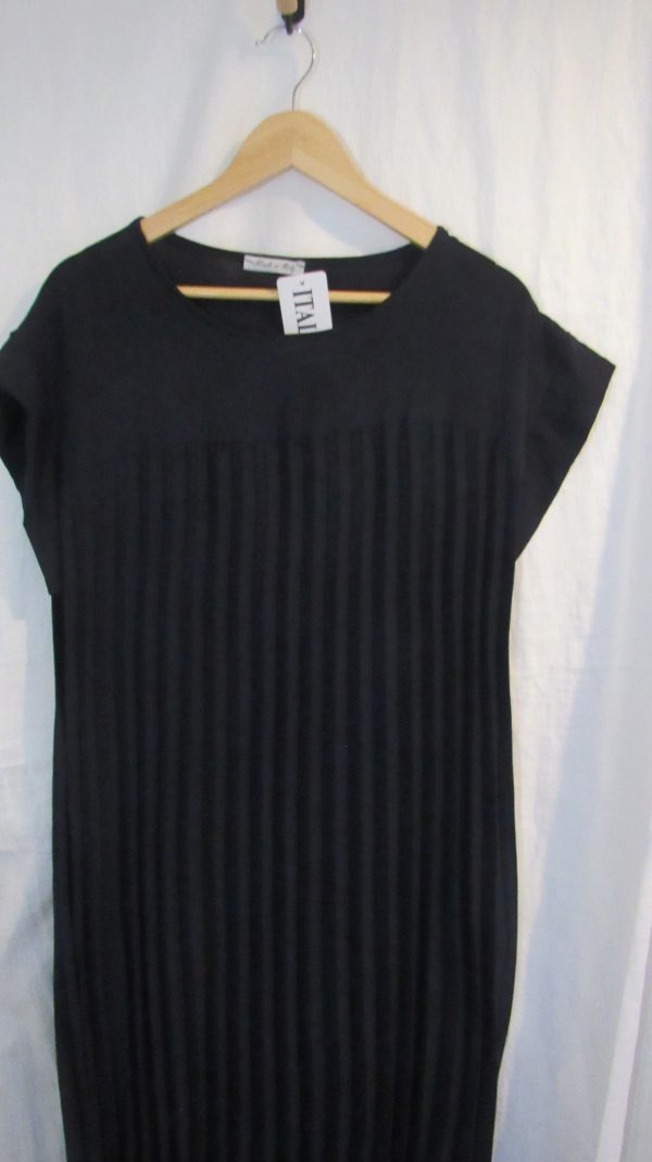 New Ladies Navy Pleated Maxi Dress One Size fits sizes 14 16 18 20 - Image 3